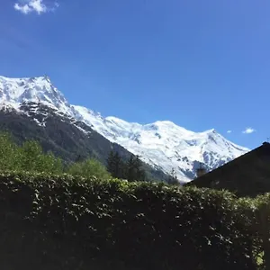  Appartement Au Calme Avec Jardin Et Vue Mont-blanc